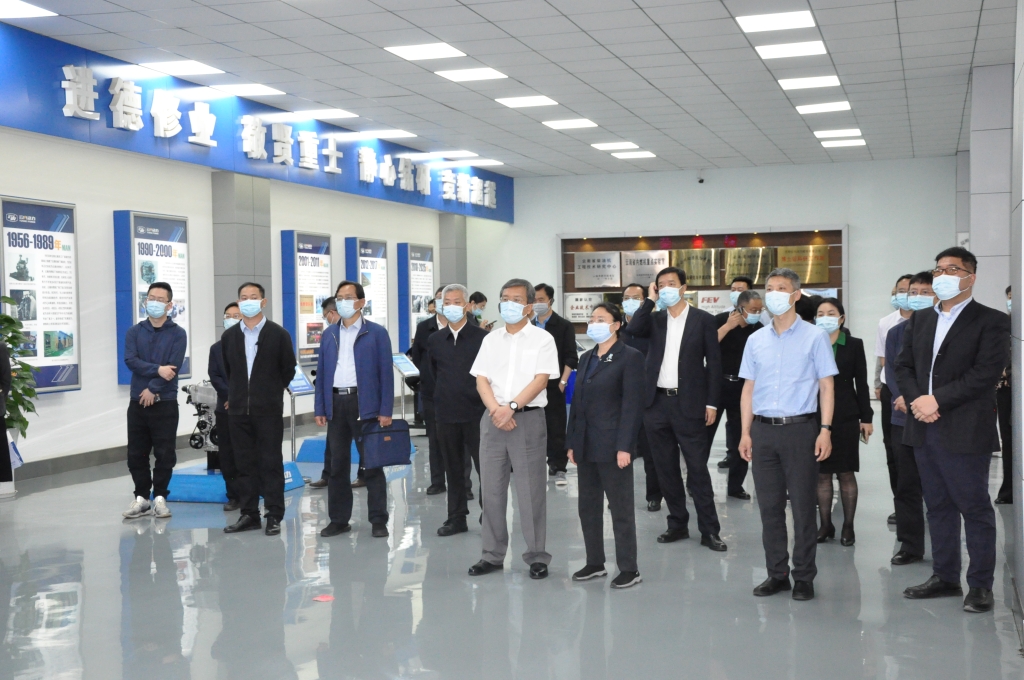 中共云南省委办公厅调研组到 银河浏览器Galaxy开展调研